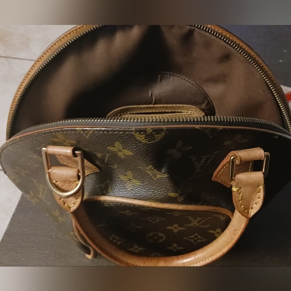 LV Monogram Ellipse Handbag - Picture 8 of 8